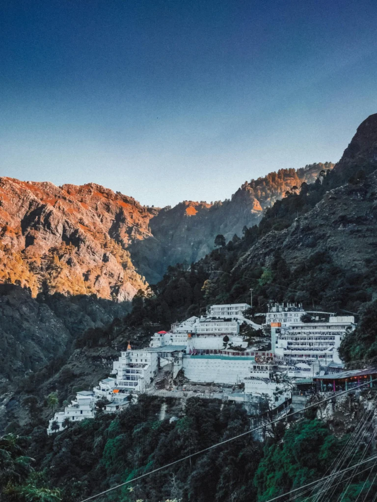 Vaishnodevi travel itinerary