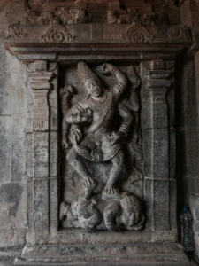 Brihadeeswarar Temple History