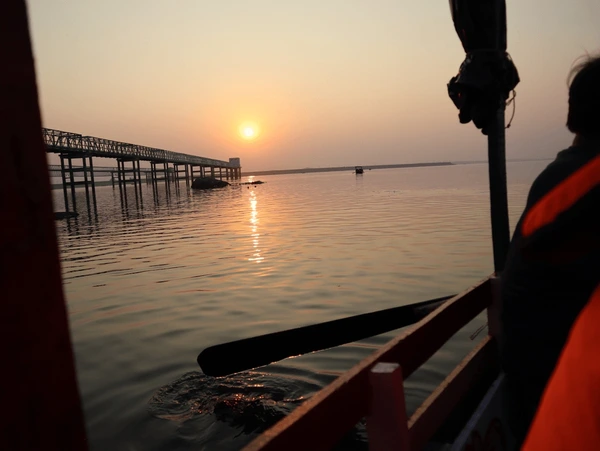 beauty-sunset-boat-riding-mukutmanipur-600nw-2641984741