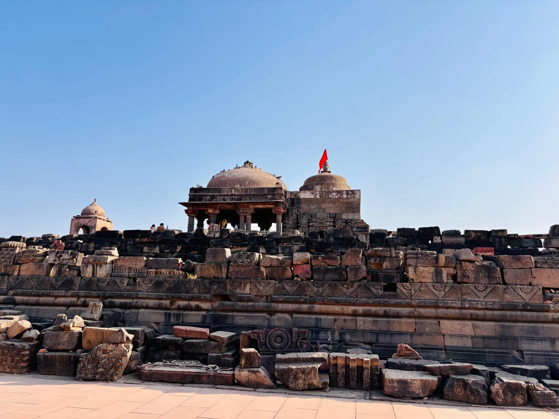 Temple near Chand Baori