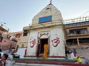 unexplored Temple of varanasi