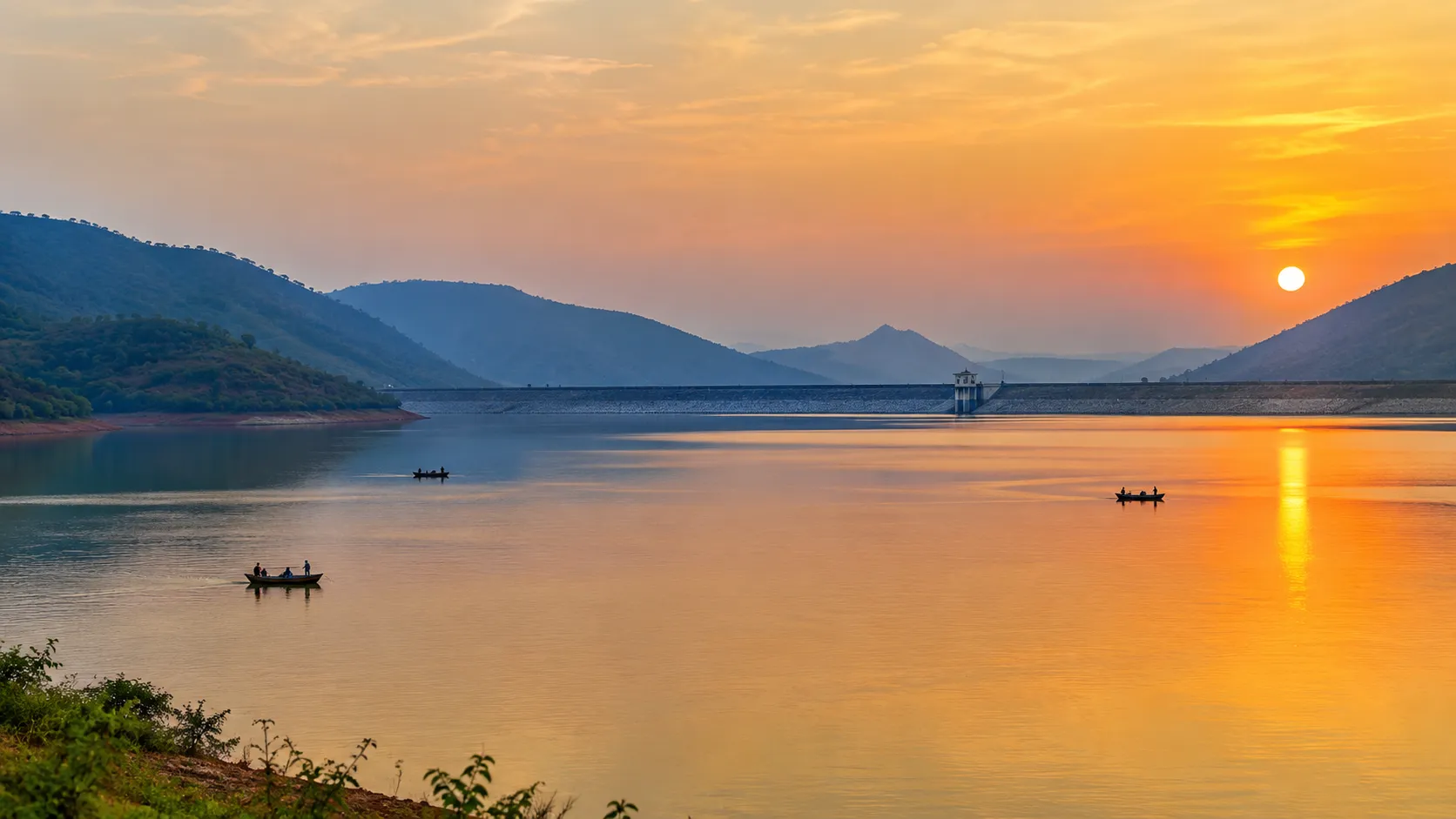 Kuanria Dam – Boating, Picnic Spots & Scenic Views