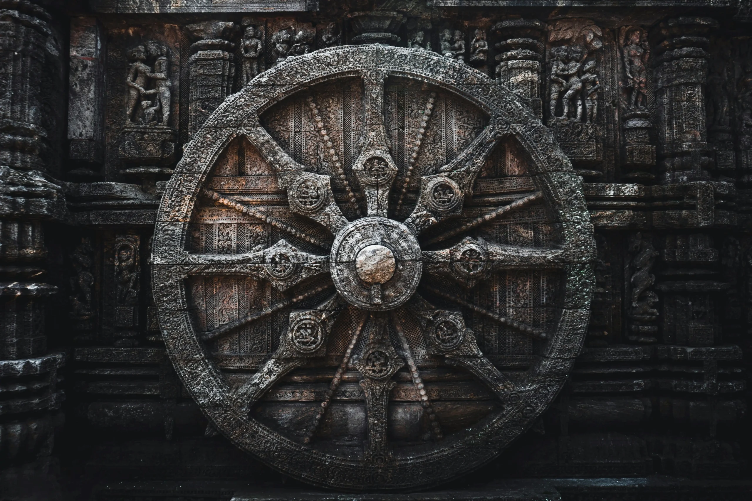 Konark Sun Temple Photography Guide: Best Spots, Angles, and Light Timings