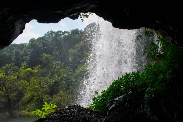 Koiliguhar Waterfall- The Hidden Pool of the Cuckoo’s House