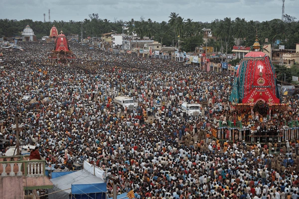 Where to Stay in Puri During Rath Yatra 2026 – Hotels, Dharamshalas & Tips